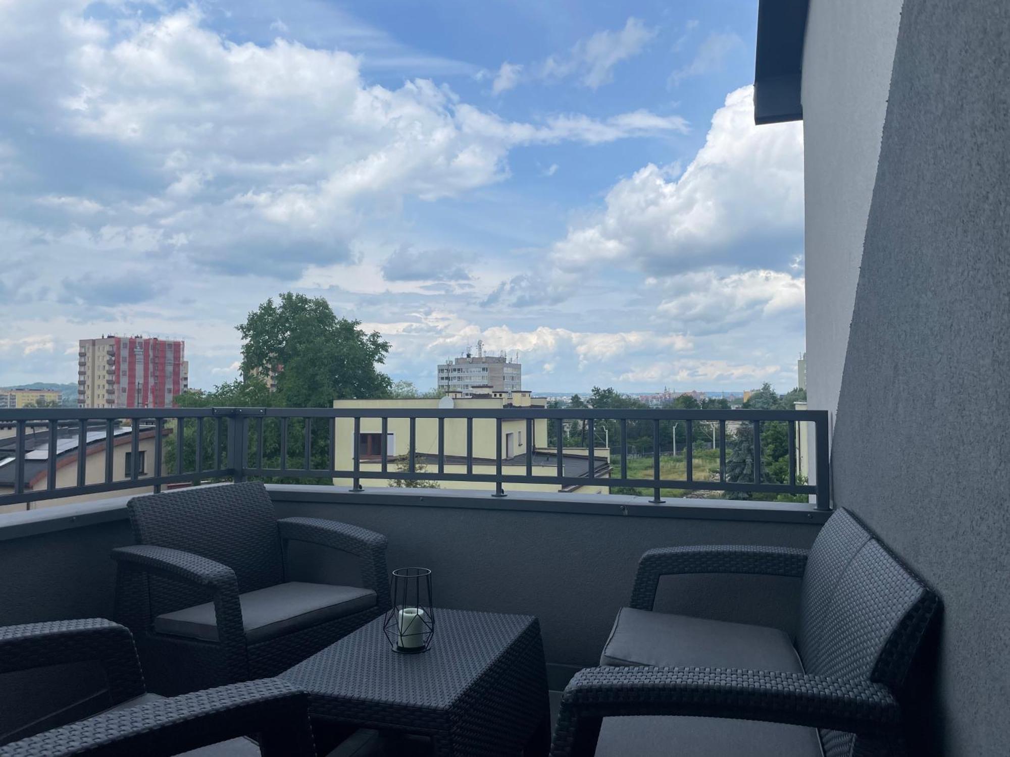 Near Sanktuarium Beautiful View And Free Parking Appartement *