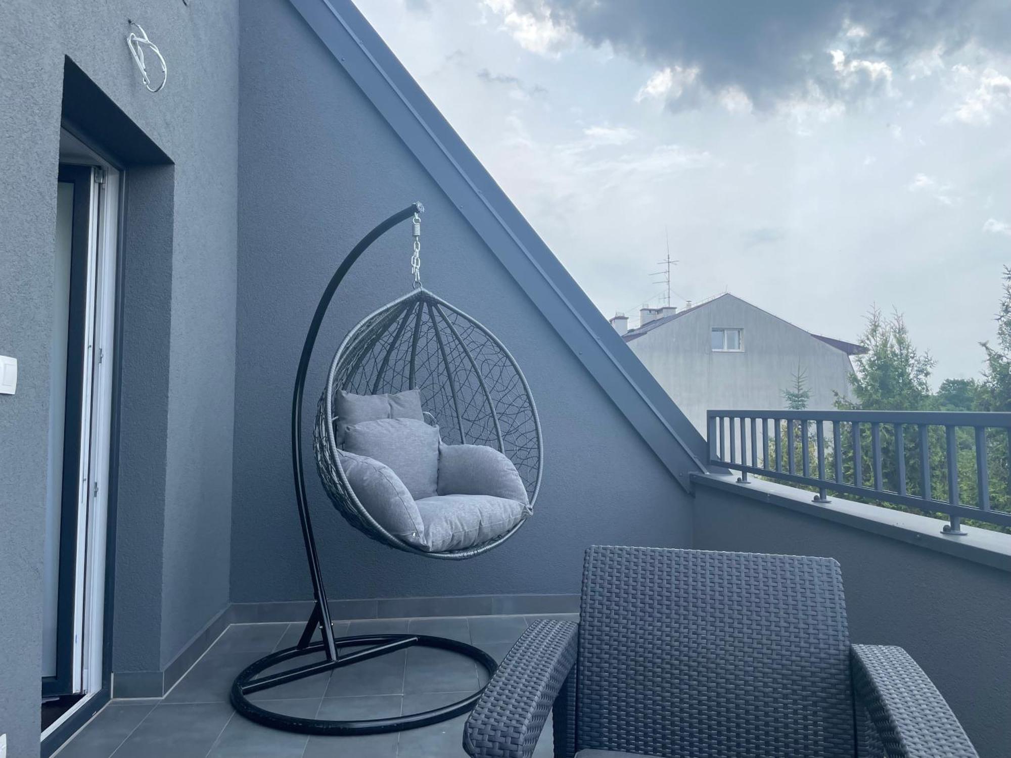 Near Sanktuarium Beautiful View And Free Parking Appartement